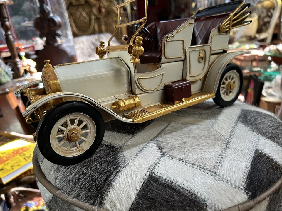 Rolls Royce Vintage Metal Car Model Collectible Hand Crafted Vehicle 36cm x 14cm - Image 2 of 4