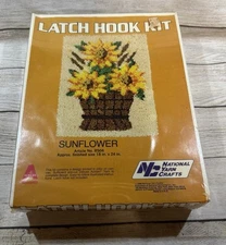 VTG NOS Latch Hook Rug Kit Sunflower Basket R504 National Yarn Crafts 18x24 Tb21