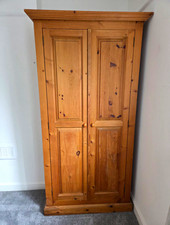 Solid Wood 2 Door Freestanding Wardrobe Hanging Rail Brown 191x99x63cm