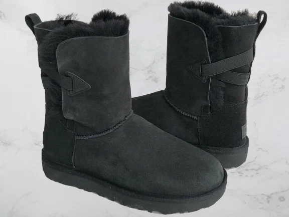Black uggs store size 11