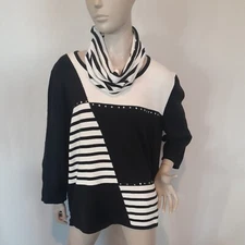 NWT Women's Alfred Dunner Sweater Black & White With Scarf Multiple Sizes