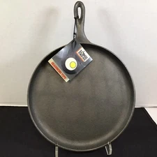 Lodge Cast Iron Quaker Oats Hand Griddle Pan Cedar Rapids Iowa  10 5/8” NEW