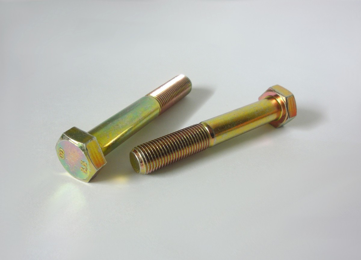 2x Sechskantschraube M14x1,5x90 Vgl.Nr. 90008205101 , 90008201601