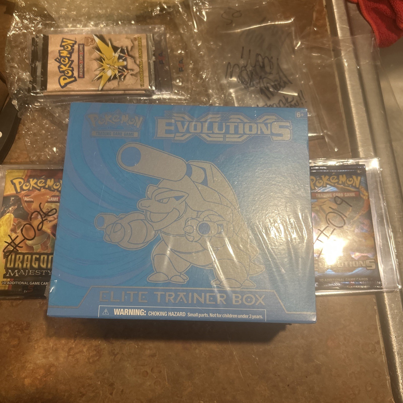 Evolutions Elite Trainer Box