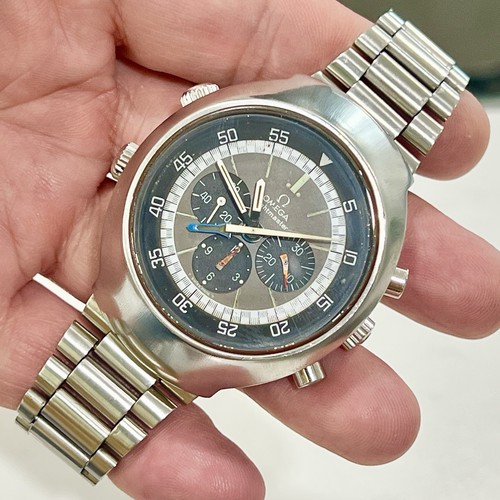 RARE! Vintage 1970’s Omega Flightmaster 145.036 Chronograph Pi...