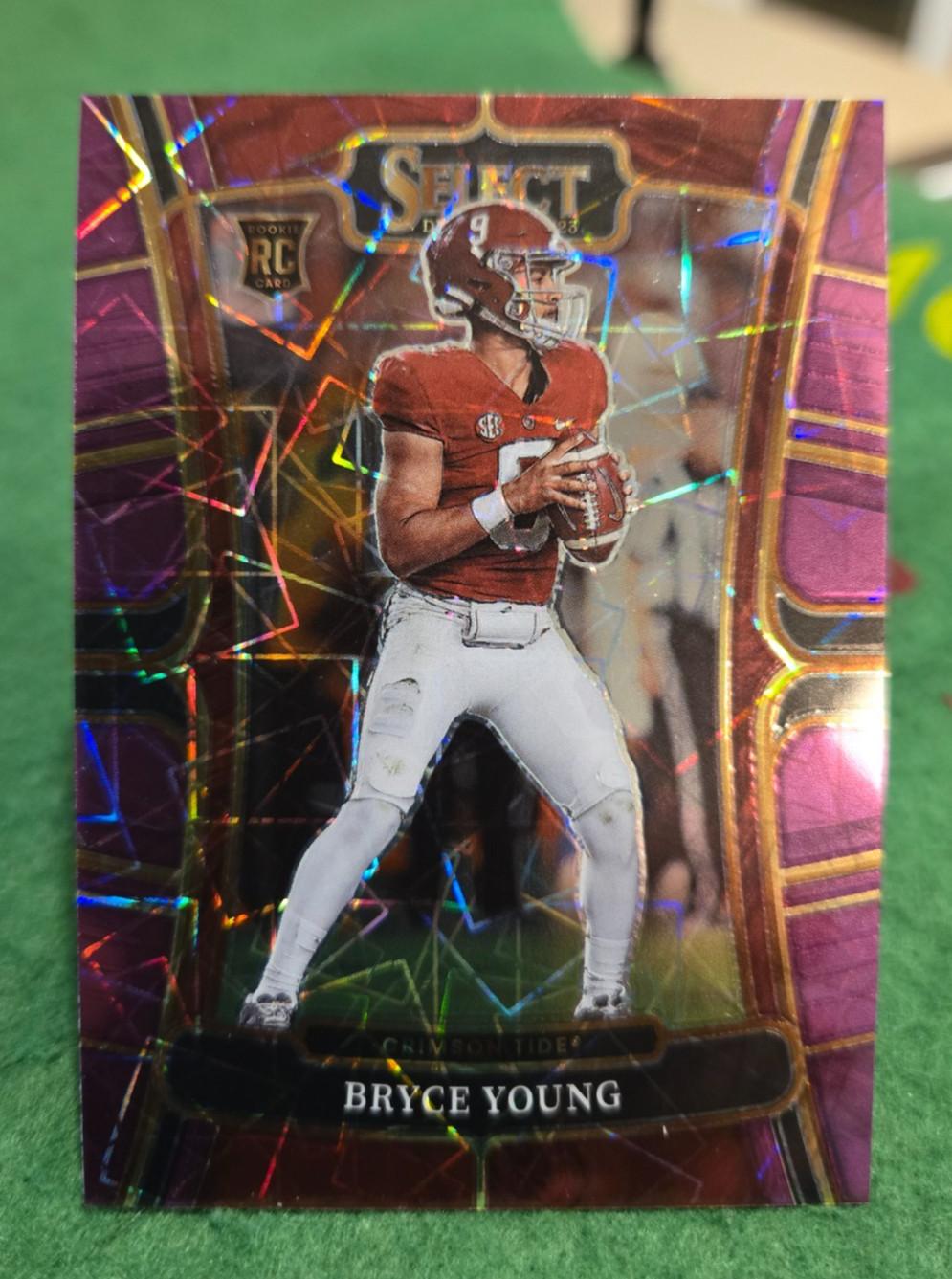 2023 Panini Select Draft Picks - Concourse Bryce Young #1 Purple Lazer Prizm...