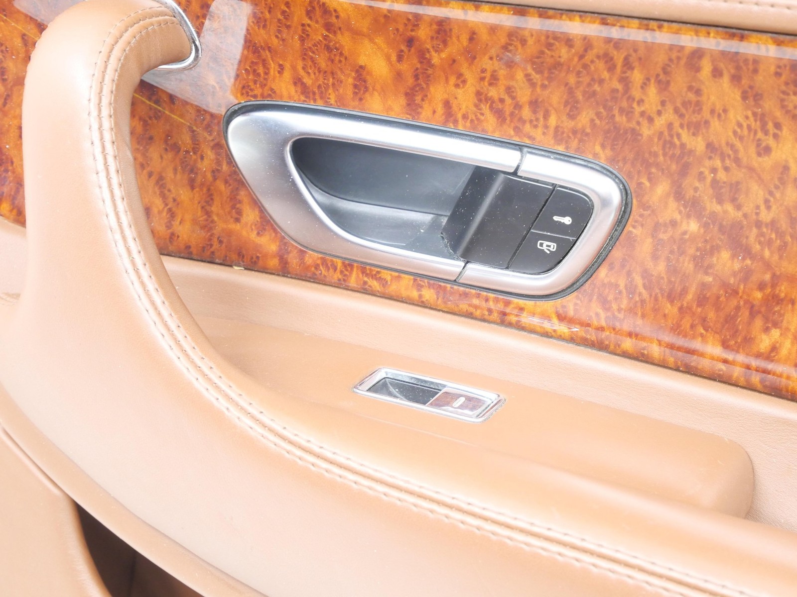 2005 Bentley Continental GT Front Passenger Door Panel Right RH Saddle Brown OEM