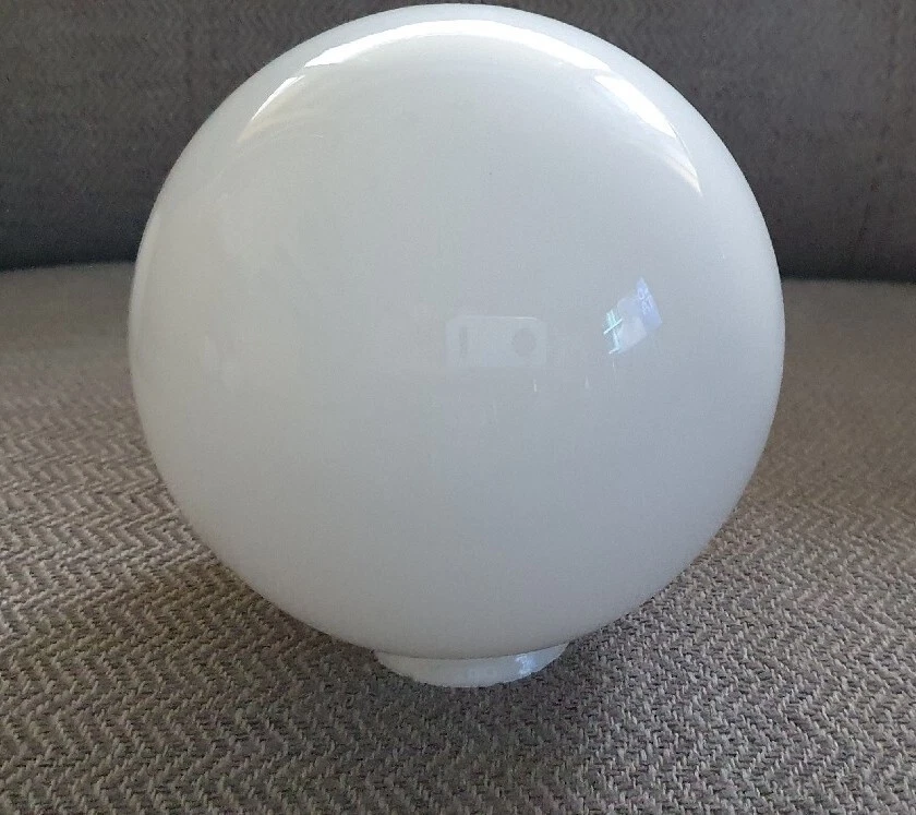 VINTAGE WHITE OPAQUE 5 INCH ROUND GLASS GLOBE SHADE