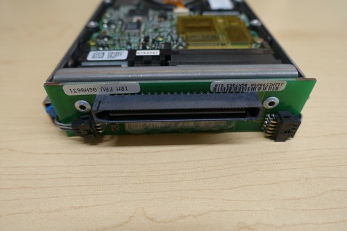IBM 03L5256 DDRS-34560 4.5GB 3.5" SCSI HDD (P/N:03L5256 FRU:83H7105 06H8631) - Picture 6 of 8