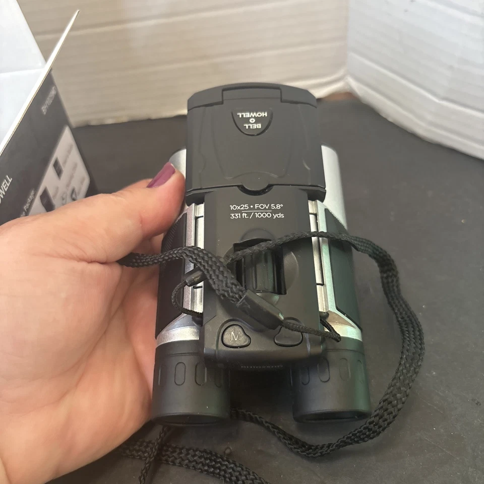 Bell Howell BH1025HD 10x25 Binoculars with HD Camera - Image 4 of 4