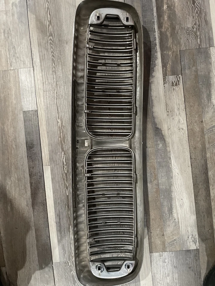 1998 1999 2000 2001 2002 2003 Jaguar Vanden rejilla plas Foto 2 de 2