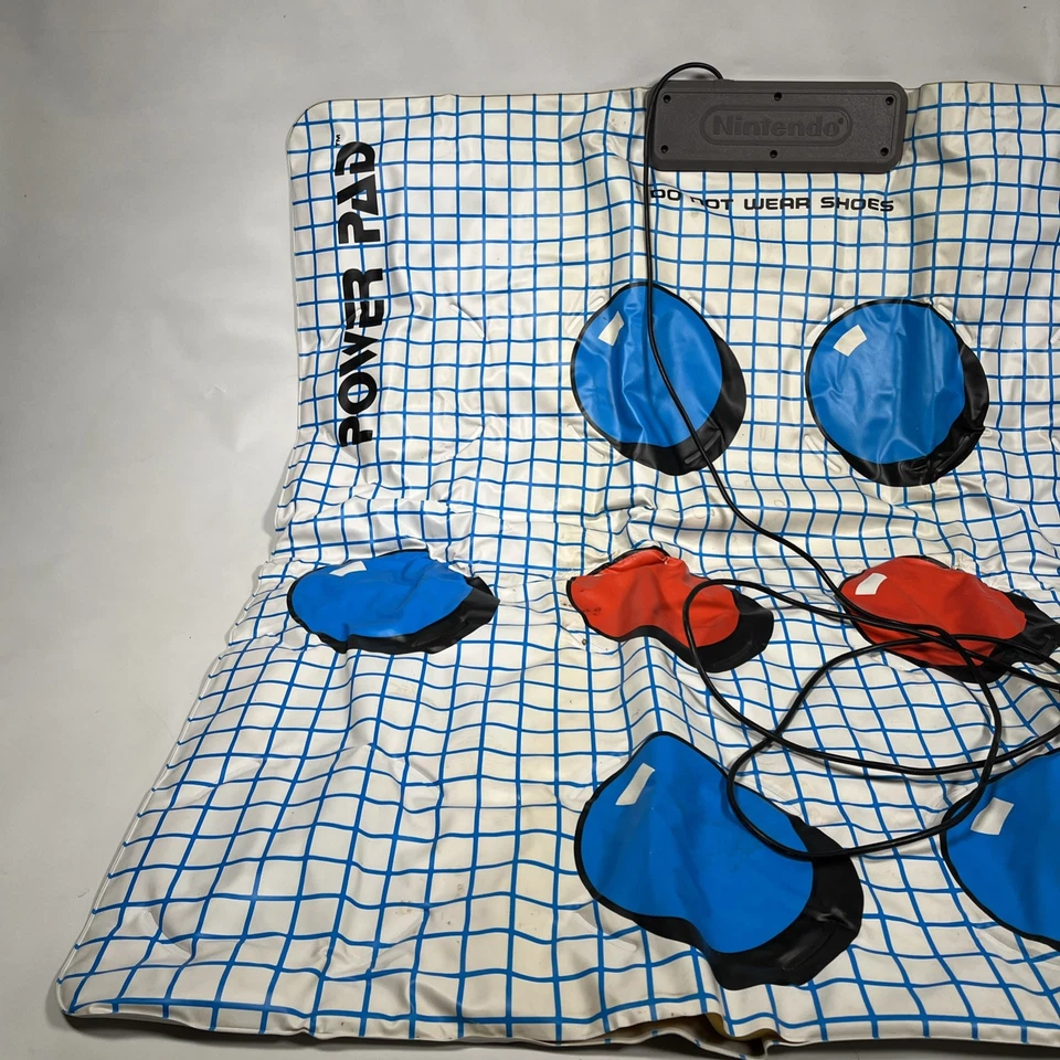 Nintendo Power Pad NES Official OEM NES-028 Floor Mat Controller UNTESTED - Image 4 of 4