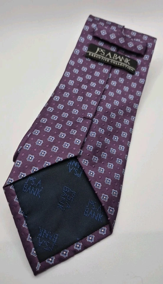 JOS. A. Corbata de seda de diseñador BANK Executive Collection púrpura usada en excelente estado Foto 2 de 4