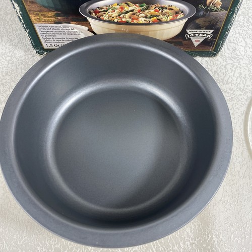 WEAREVER Casserole 1.5 Qt Cushion Aire Aluminum Insulated Non Stick Air Bake - Picture 2 of 13