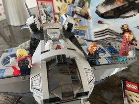 LEGO Marvel Super Heroes: Quinjet Aerial Battle (6869)