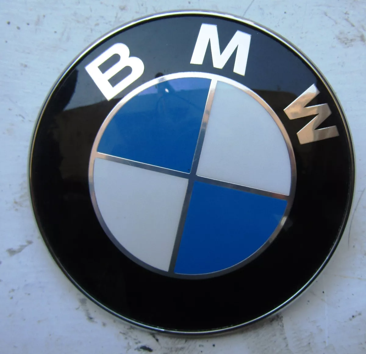 5114 BMW 8132375 Hood emblem diameter 8cm OEM | eBay