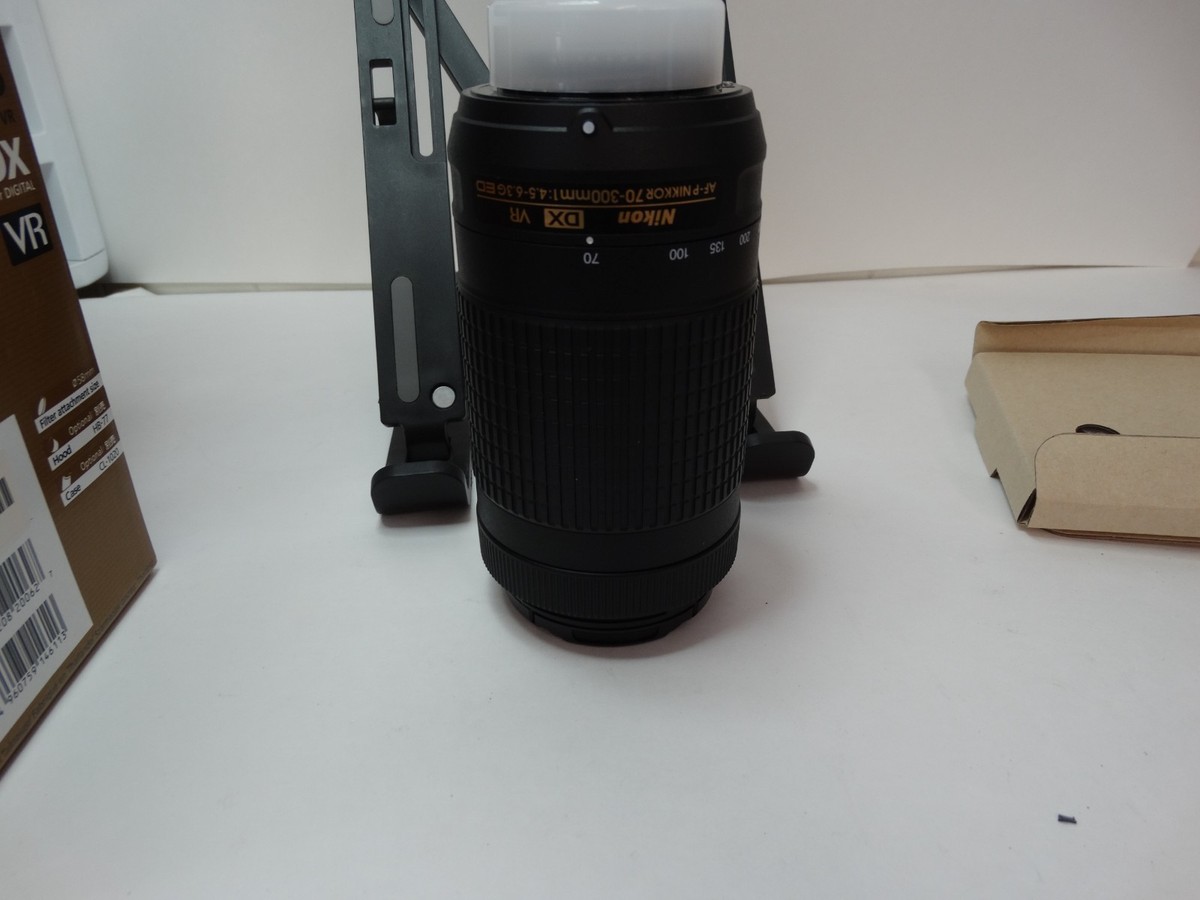 【良品】Nikon AF-P DX NIKKOR 70-300mm Amazon.com : Nikon AF-P DX NIKKOR 70-300mm f/4.5-6.3G ED