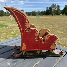 vtg handmade wooden sleigh decor Hand Painted Table Top Centerpiece 13” X 11”x6”