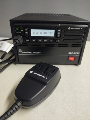 Motorola XPR2500 UHF 403-470 MHz radio AAM02QNH9JA1AN with Samlex SEC-1212 power