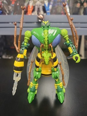 Transformers Thrilling 30 Generations Waspinator