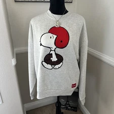 NWT Peanuts Snoopy Sherpa Football Oversized Crewneck Sweatshirt Gray M Logo 