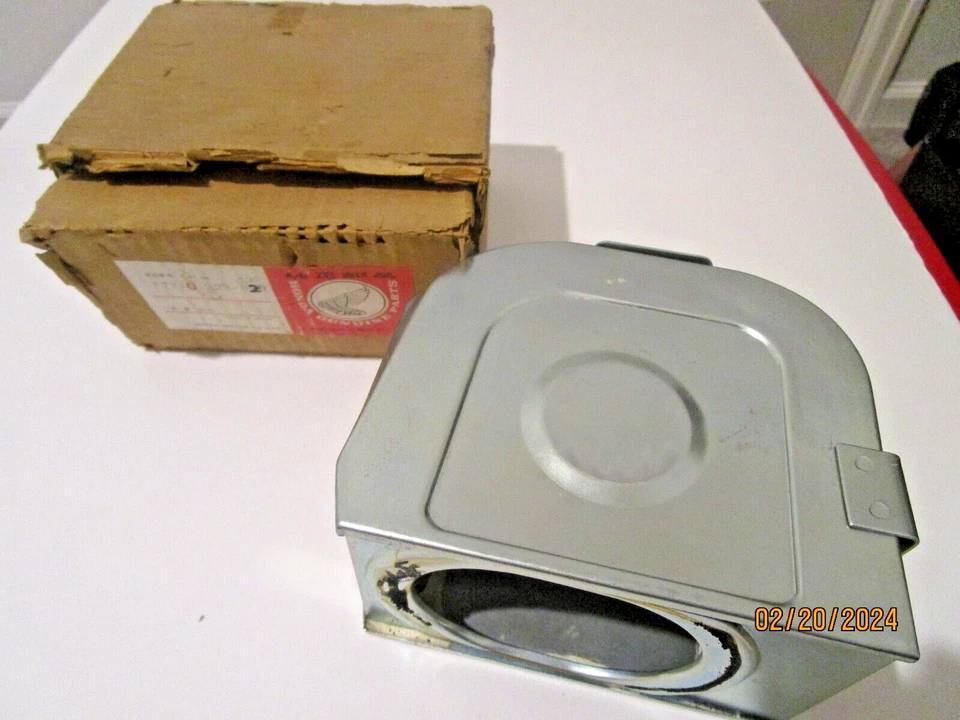 Новый из старых запасов оригинальный воздухоочиститель Honda CB500 CB500F CB500K2 PN:17210-323-030 - Изображение 3 из 4