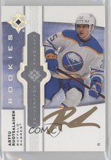 2022-23 Ultimate Collection 2021-22 Update Emblems Arttu Ruotsalainen Auto 0cv