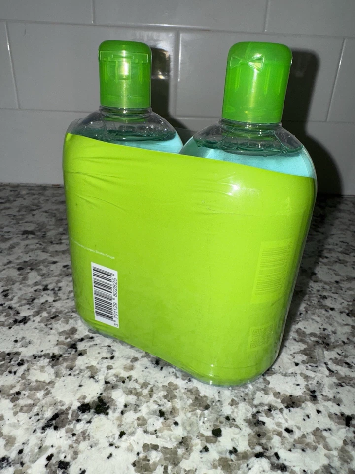 Paquete de 2 purificadores micelares de agua Bioderma Sebium H2O 16,9 fl oz/500 ml Foto 2 de 3