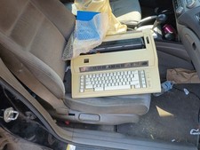 VINTAGE IBM ACTIONWRITER 1  ELECTRIC TYPEWRITER (6715-001) thumbnail