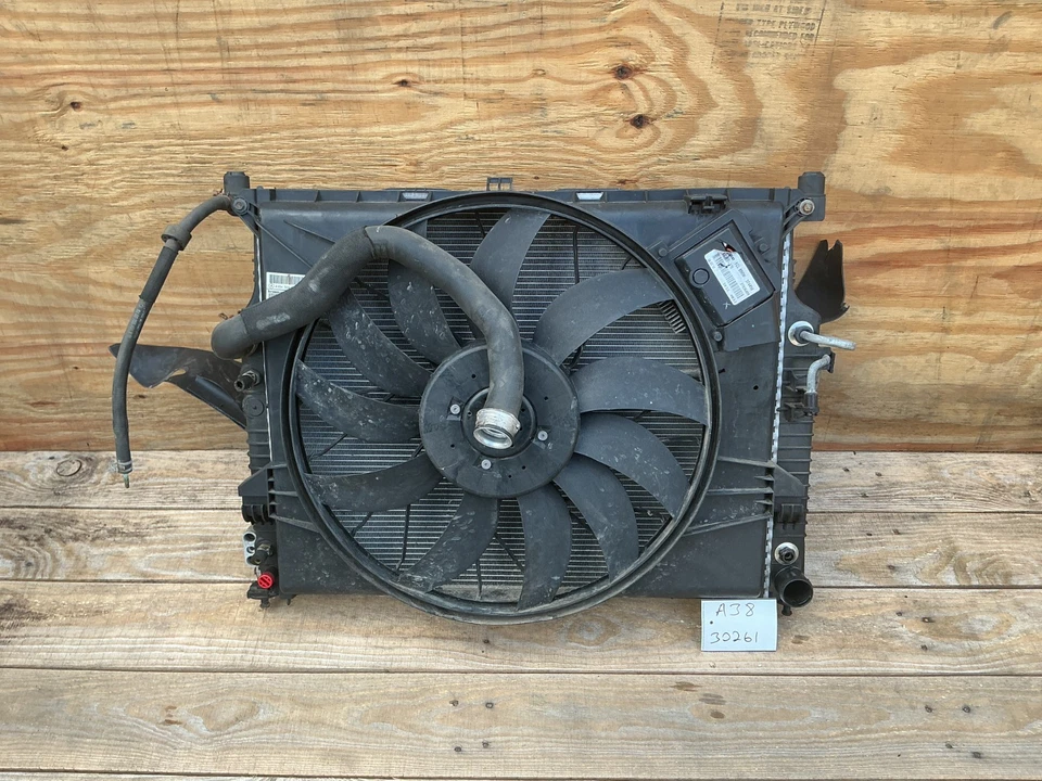 2006-2012 Mercedes Benz GL450 X164 Cooling Radiator AC Condenser Oil Cooler OEM Foto 2 de 4