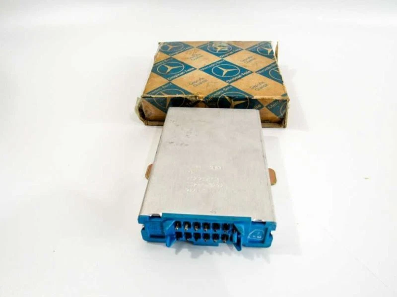 Módulo de control de crucero 0025453232 se adapta a Mercedes W123 240D 300D TD CD NUEVO OEM Foto 3 de 4