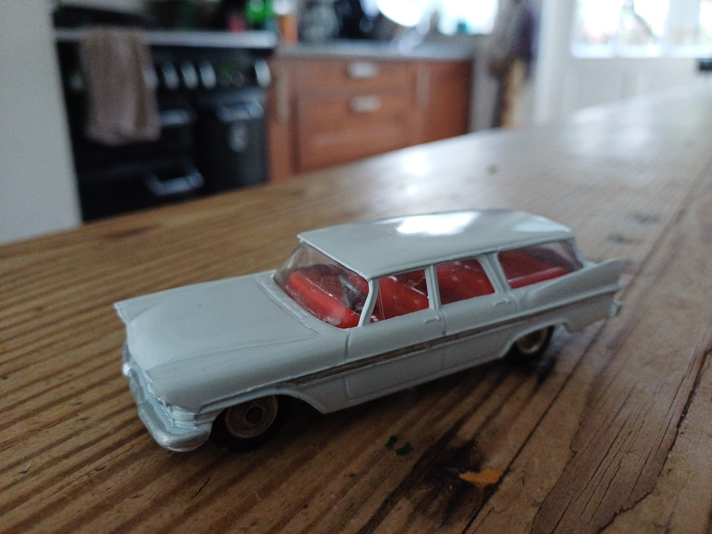 Corgi 219, Plymouth Suburban - Free Price Guide & Review