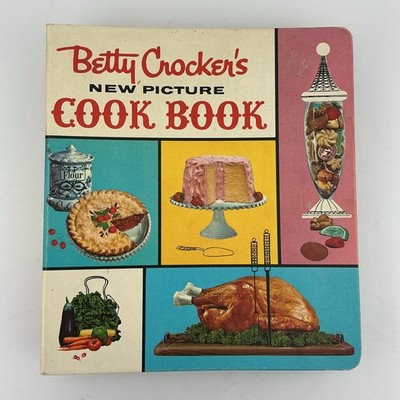 1961 First Edition 2nd Printing Betty Crocker s New Picture Cook Book Binder