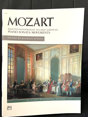 Selected Piano Sonata Movements by Wolfgang Ama Mozart (English) Paperback Book
