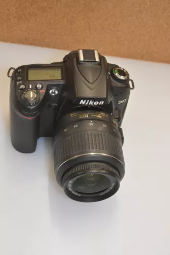 Excellent Nikon D90 (2258 clicks) w/ Nikkor 18-55mm f/3.5-5.6G VR Lens