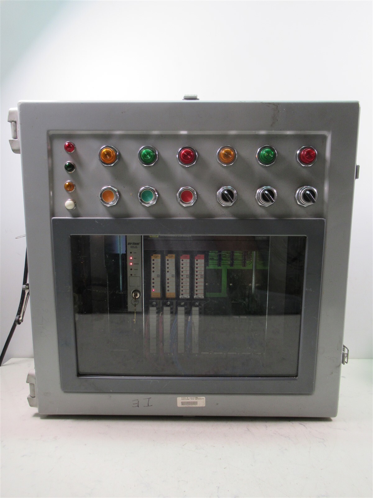 Square D Sy/Max Class 8030 Type PS-11 Programmable Controller HRK-100 Rack Unit