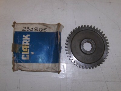 CLARK DANA PUMP DRIVE GEAR Code 231905