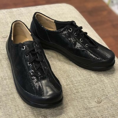 ladies black leather lace up shoes