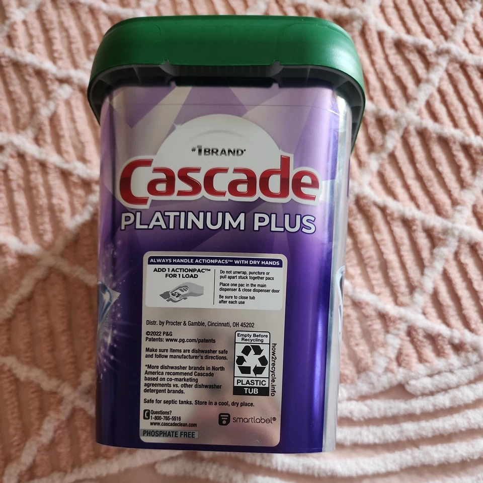 Cápsulas de detergente para lavavajillas Cascade Platinum Plus aroma fresco 81 paquetes de acción Foto 2 de 4