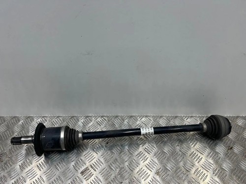 BMW 3 G20, G28 Halbachse hinten links 8482604 2.00 2023 34052097
