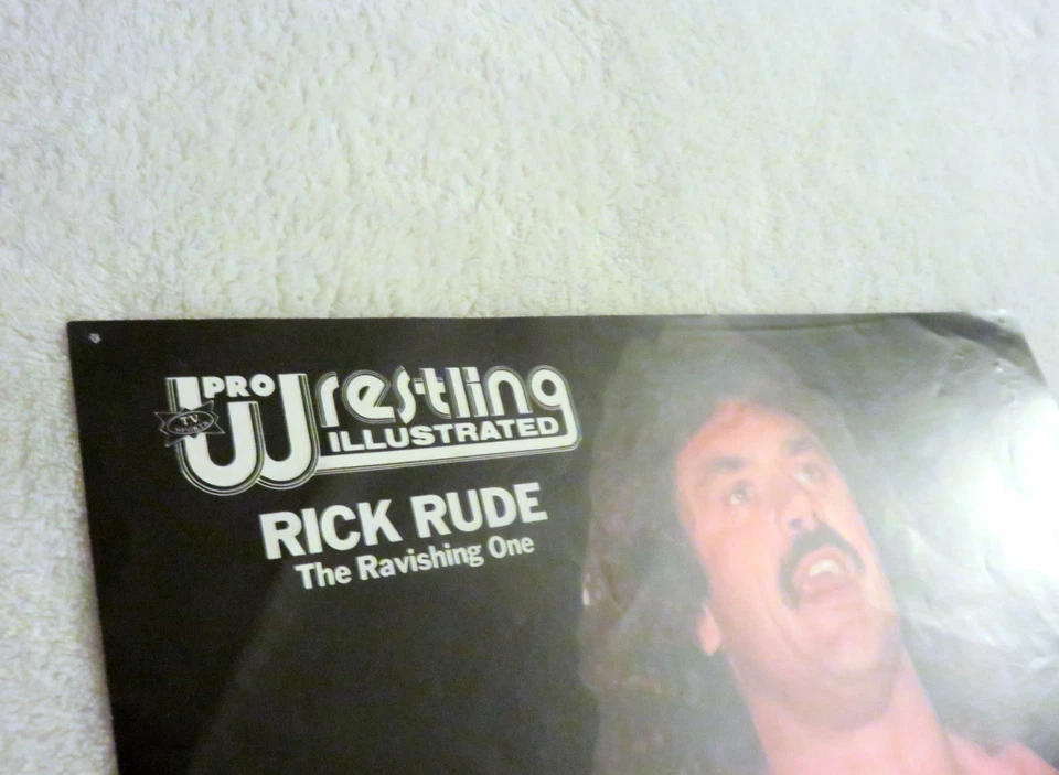 Póster pinup de lucha libre RAVISHING RICK RUDE de colección excelente estado WCW WWF Foto 2 de 4