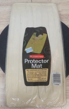 Nice New / NOS Vintage Rubbermaid 1975 Protector Mat No. 1311 Almond 8 x 17 US