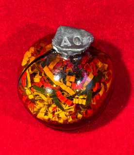 ANTIQUE CA 1880S GLASS TARGET BALL WITH LEAD DISK MARKED "AO" FOR ANNIE OAKLEY