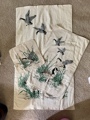 R.A Briggs 100% Cotton Geese Bath Towel Set Vintage