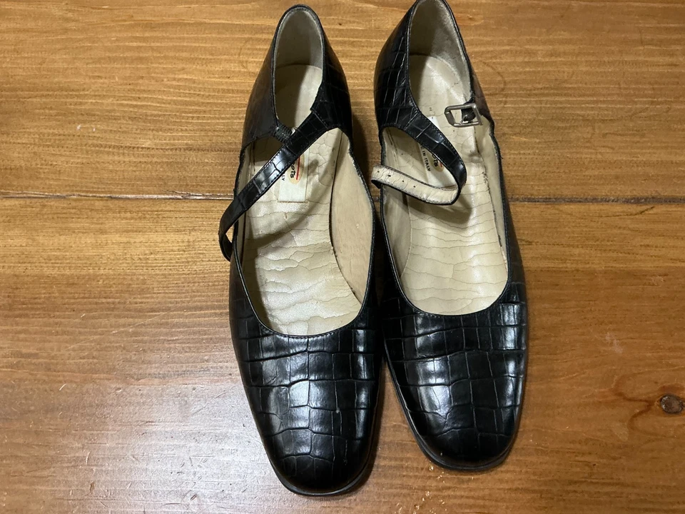 Tacones Mary Jane vintage Talbots de cuero negro en relieve para mujer talla 8 Foto 2 de 4