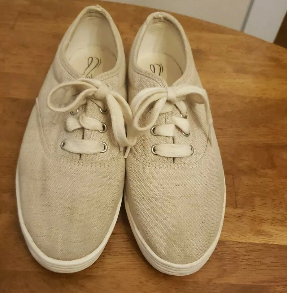 Aerosoles cheap canvas shoes