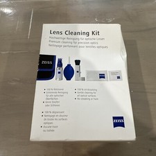 Zeiss Wet or Dry Complete Lens Cleaning Kit for Cleaning Optics or Eyeglasses