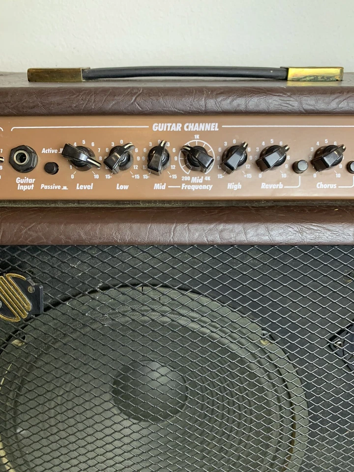 RMS Communications AC40 40 Watts Guitar Amplifier - Tested And Working Foto 4 de 4