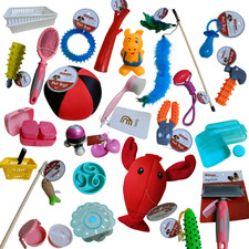 Set de más de 60 artículos Accesorios para mascotas Juguetes Recipientes Bidones
