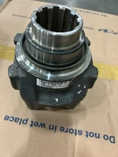 SPICER 250-4-201-1X end yoke unboxed